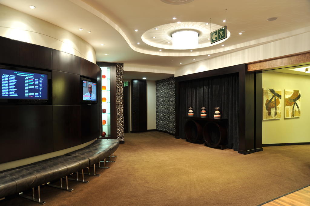 Protea Hotel By Marriott Transit O.R. Tambo Airport Kempton Park Exterior foto
